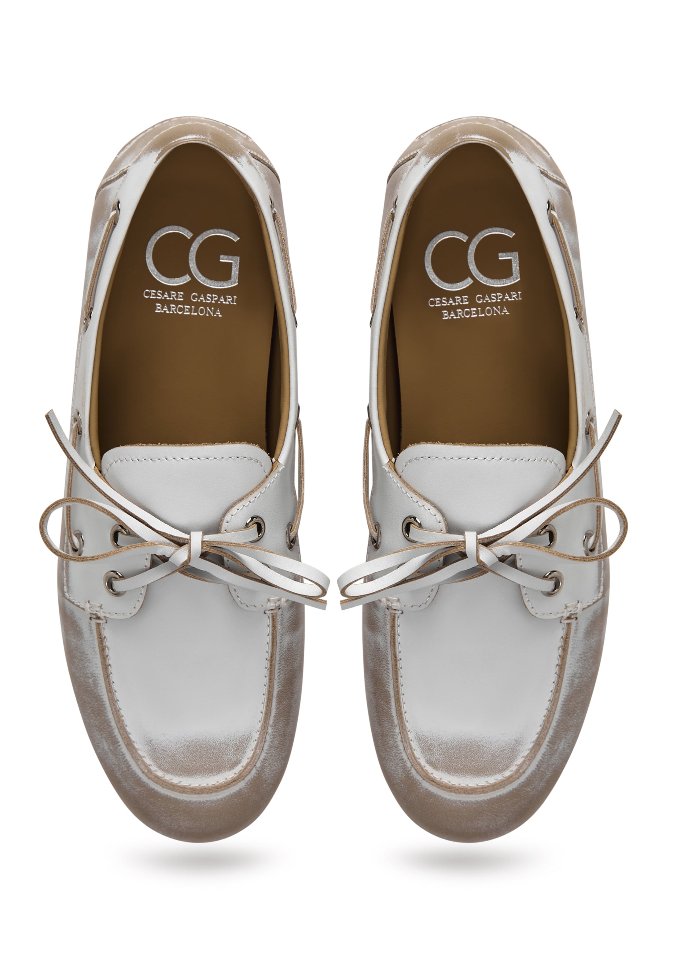 Mocassin CESARE GASPARI en blanc