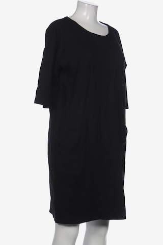 TRIANGLE Dress in XXXL in Black