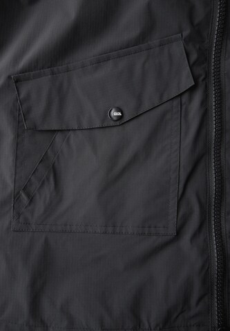 CECIL Windbreaker in Schwarz