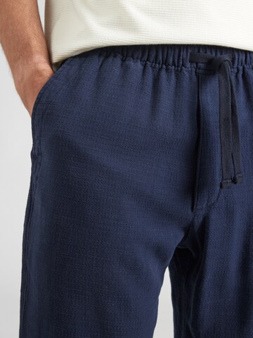 Abercrombie & Fitch Baggy Byxa i blå