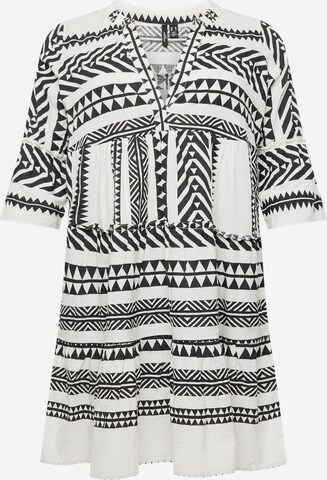 Vero Moda Curve Tunic 'DICTHE' in Black: front