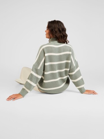 Z-One Sweter 'Mu44riel' w kolorze zielony