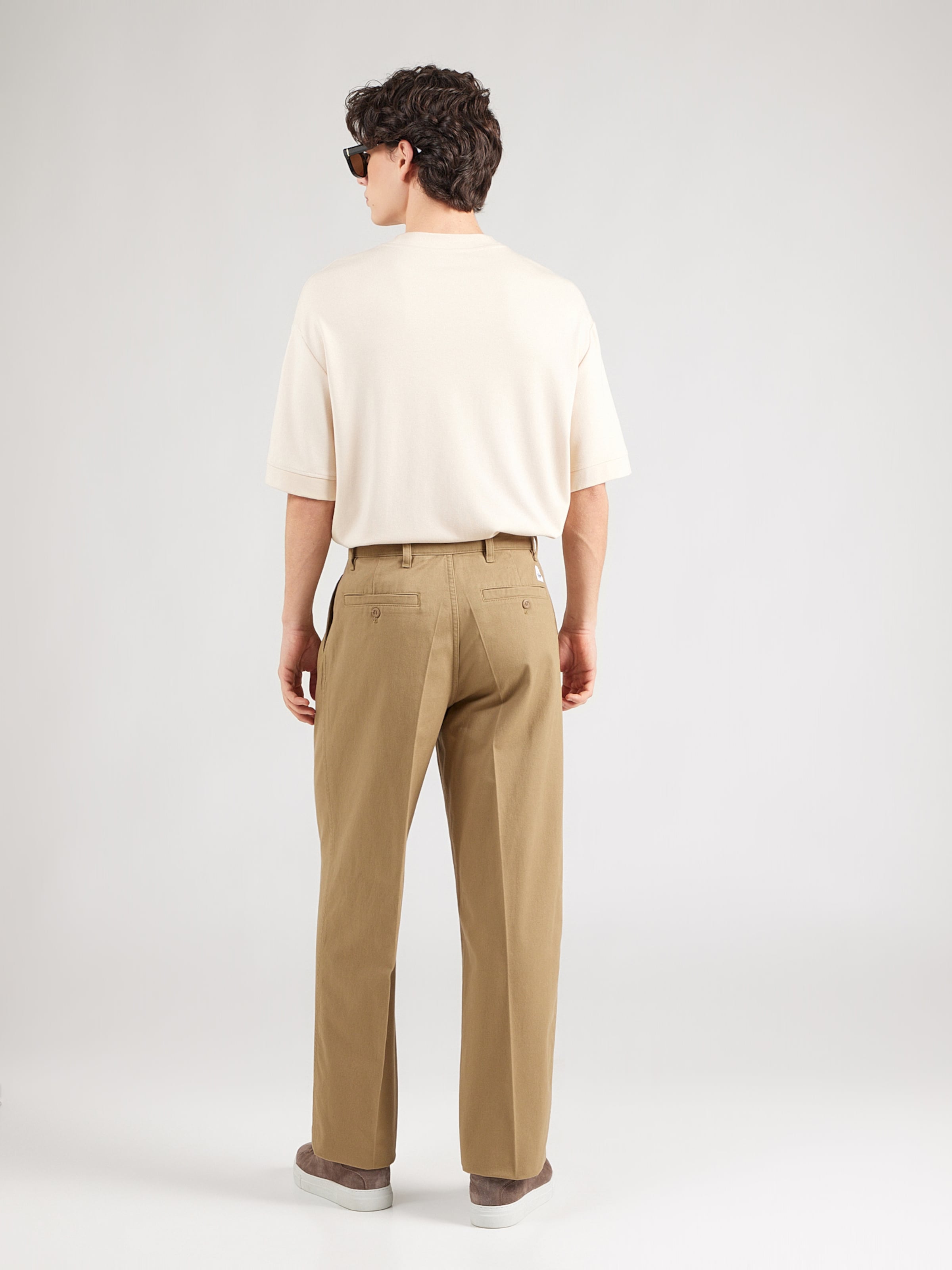 Dockers Loose fit Pleat-Front Pants in Sand | ABOUT YOU