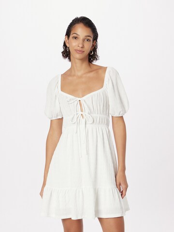 Robe 'Antonia' Gina Tricot en blanc : devant