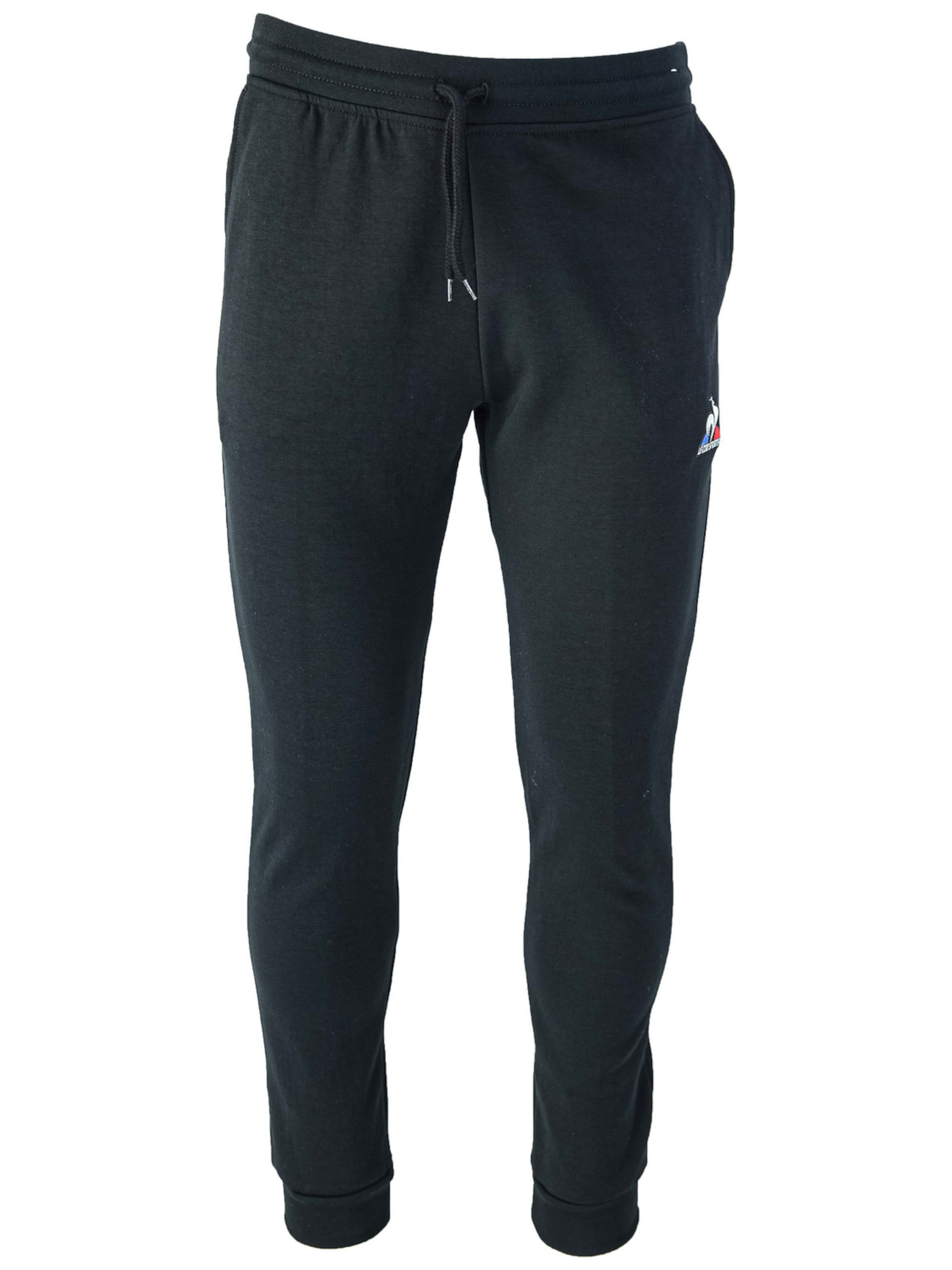 LE COQ SPORTIF Pantalon de sport en M en noir, Vue avec produit