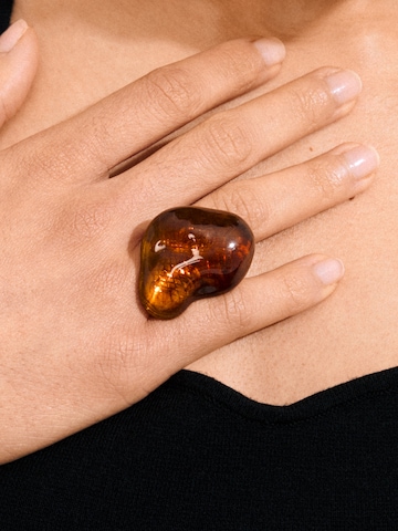 Pilgrim Ring 'Lian' in Braun: Vorderseite