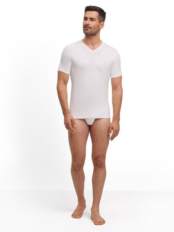 FALKE Undershirt in White