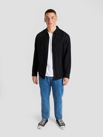 GAP Regular fit Button Up Shirt in Black