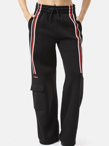 CIPO & BAXX Loose fit Pants 'WR155' in Black: front