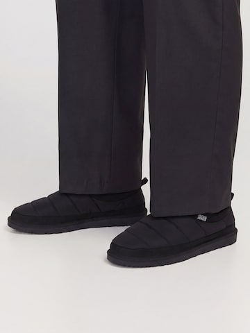 JACK & JONES Házicipő - fekete