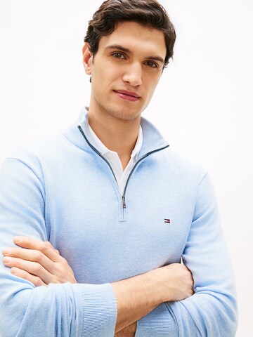 TOMMY HILFIGER Sweater in Blue