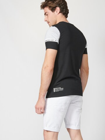 KOROSHI T-Shirt in Schwarz