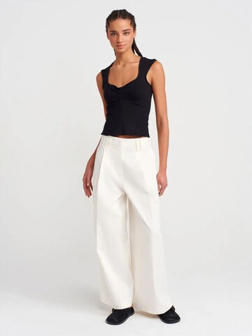 Dilvin Top in Black