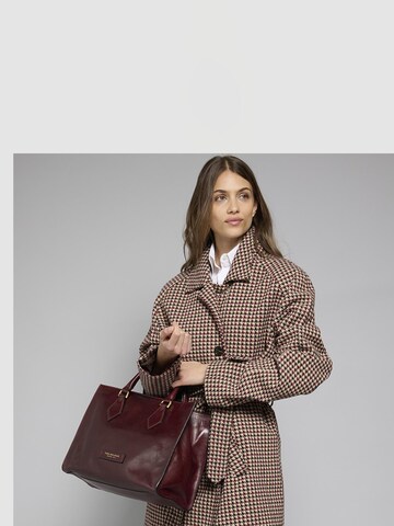 The Bridge Belt bag in Brown