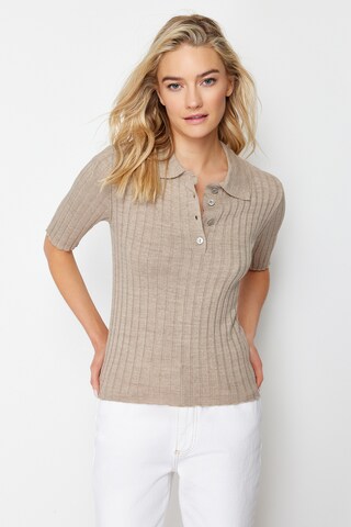 Trendyol Sweater in Grey: front