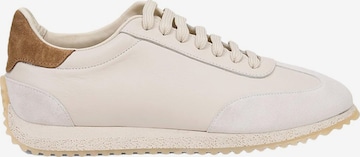 Desa Slip-on 'Trainer' in White: front