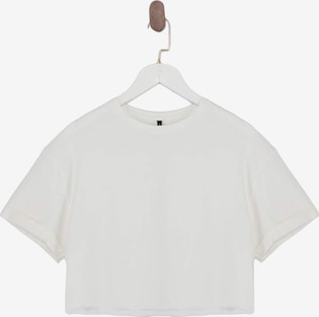 Tricou de la Trendyol pe alb: față
