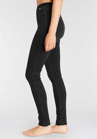 BUFFALO Skinny Spodnie od piżamy w kolorze czarny