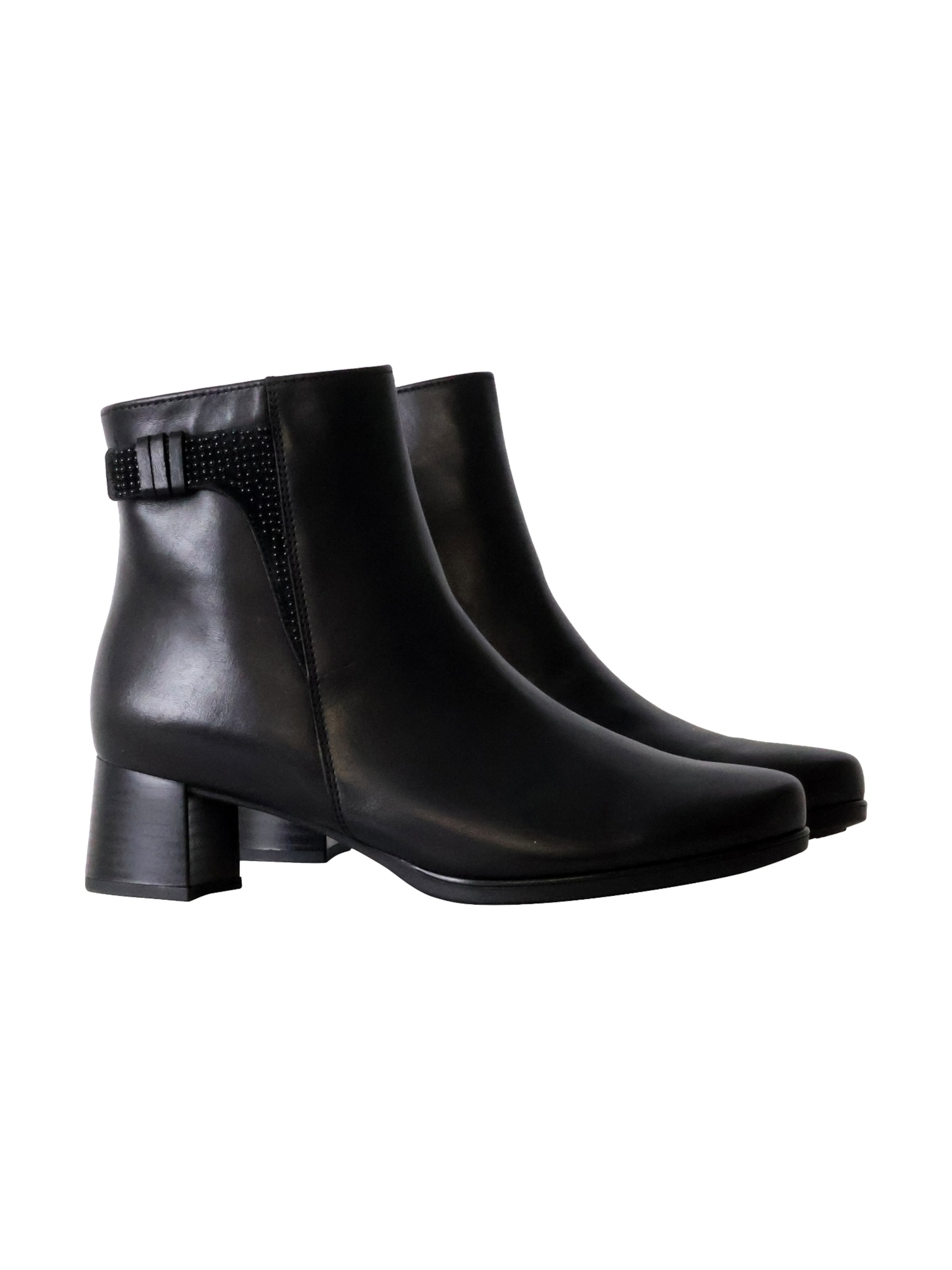 Bottines 'Lederstiefeletten Schal' GABOR en noir