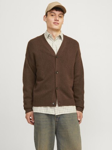 JACK & JONES Gebreid vest in Bruin: voorkant