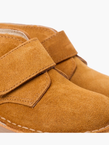 Pisamonas - Botas en beige