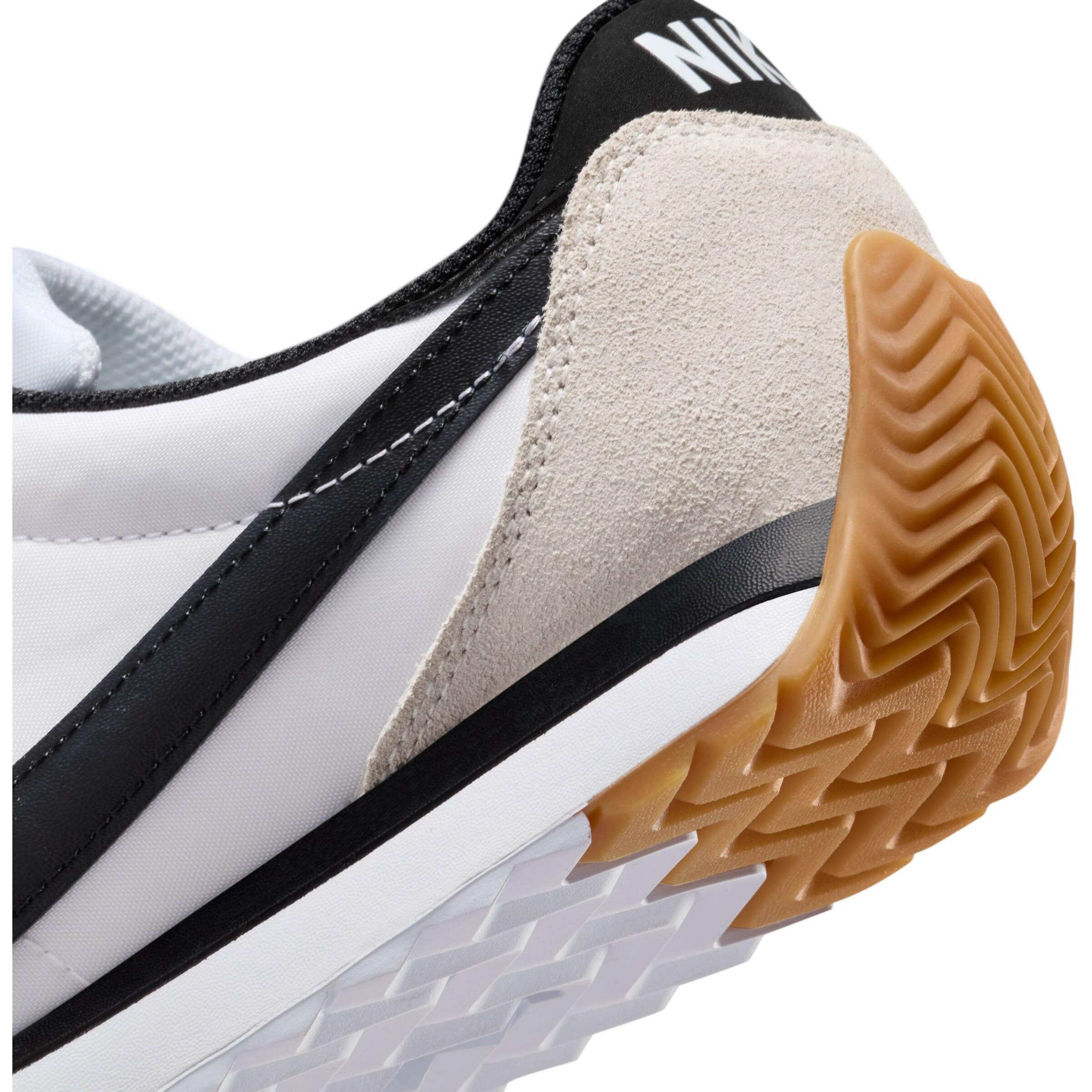 Nike Sportswear - Zapatillas deportivas bajas 'Pacific' en beige