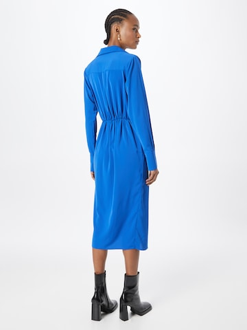 Robe AX Paris en bleu