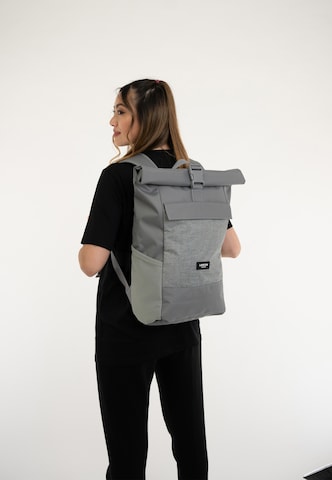 Zaino 'No 4' di LARKSON in grigio: dietro