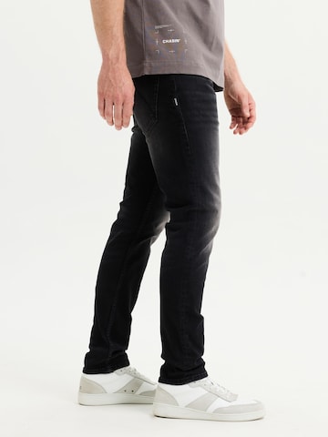 Regular Jean 'Crown Trix' CHASIN' en noir : devant