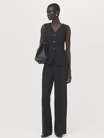 MANGO Kombinezon 'ERIN2' | črna barva: sprednja stran