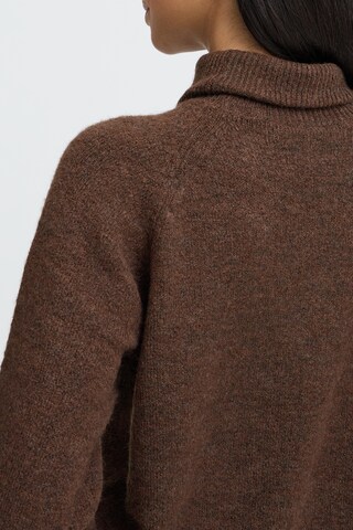 b.young Sweater in Brown