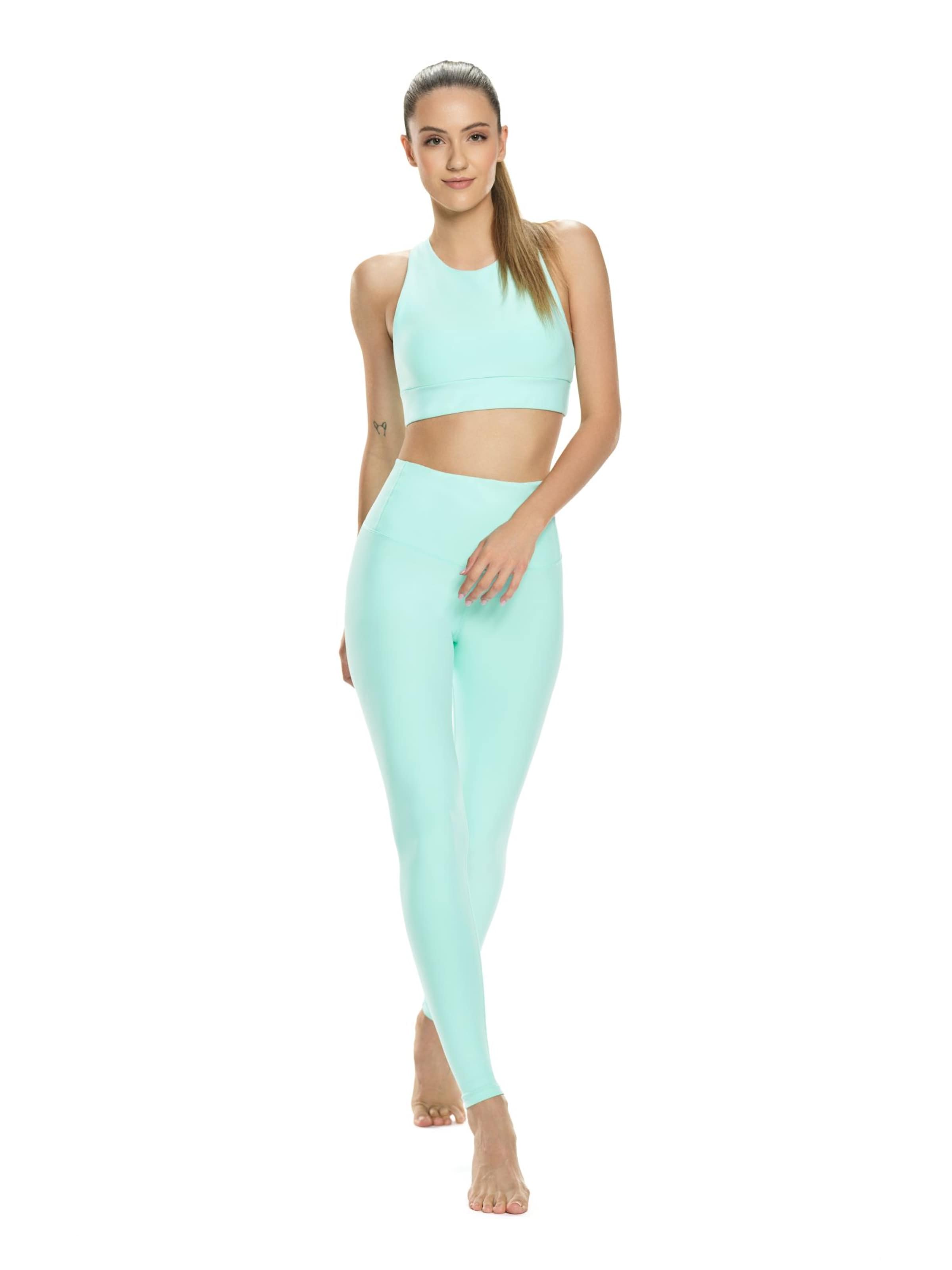 Winshape Skinny Fit Спортен панталон &#x27;HWL117C&#x27; в зелено