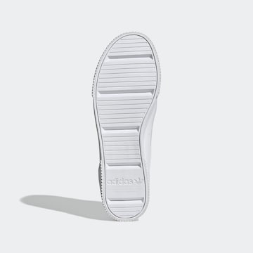 ADIDAS ORIGINALS Sneaker low 'Court Tourino' i hvid