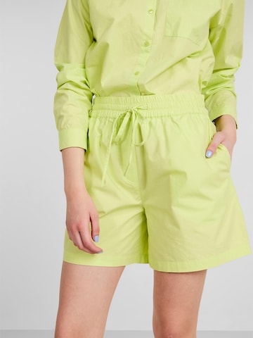 Loosefit Pantaloni 'Ava' di PIECES in verde