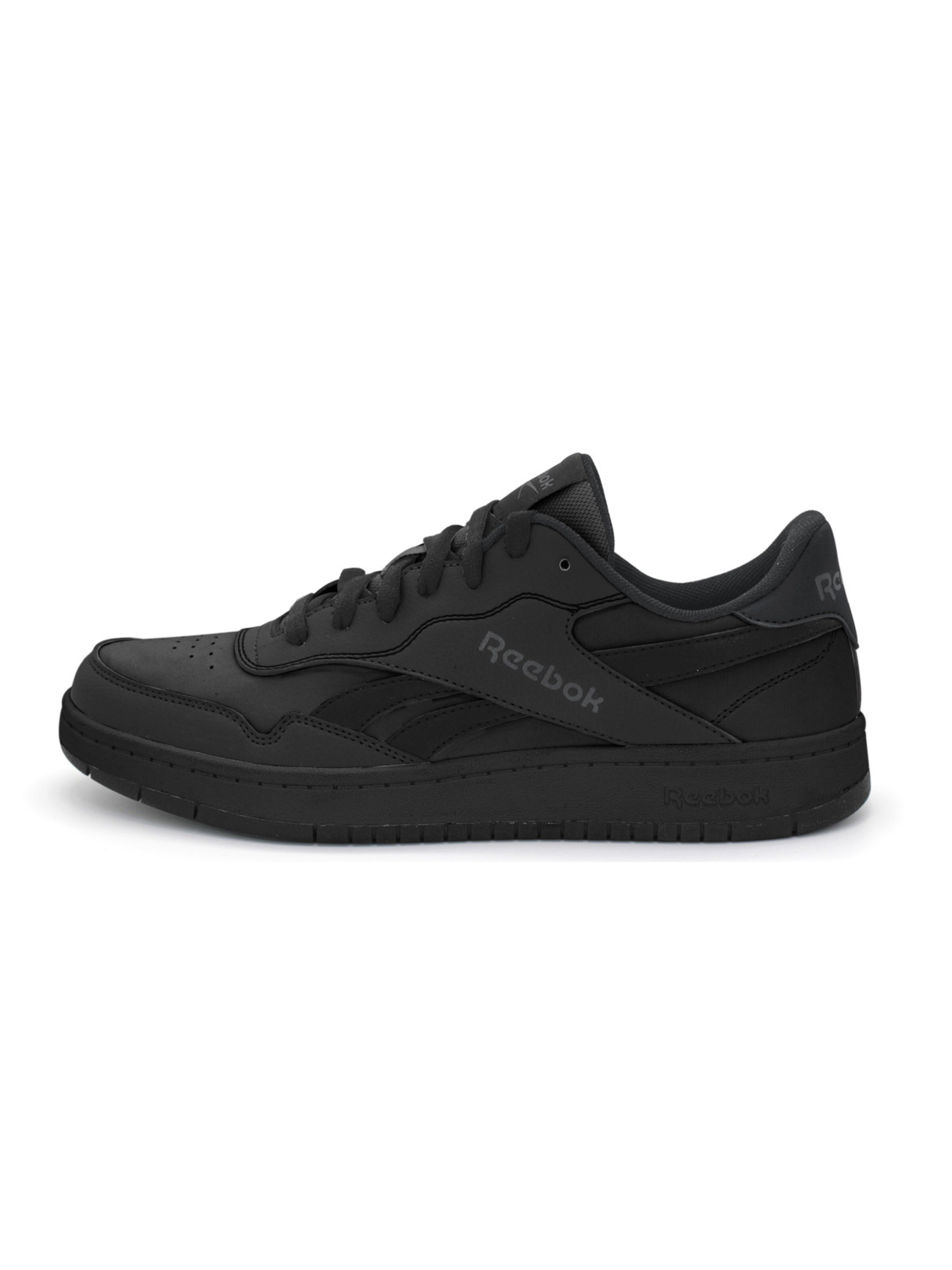 Reebok Sneakers in Black