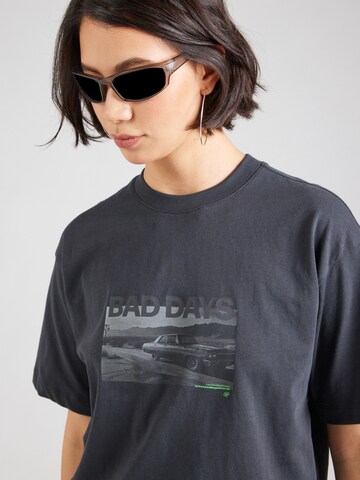 T-shirt Champion Authentic Athletic Apparel en gris