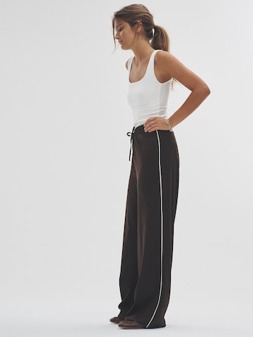 Wide Leg Pantalon The Set en marron