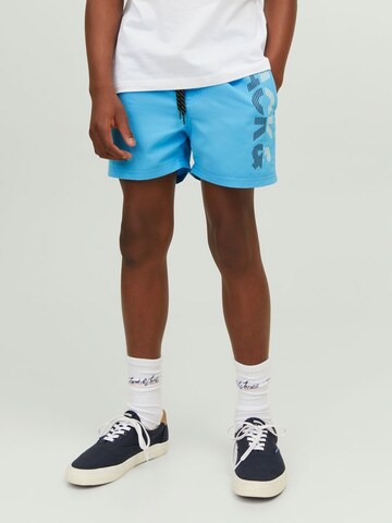 Shorts de bain 'Fiji' Jack & Jones Junior en bleu : devant