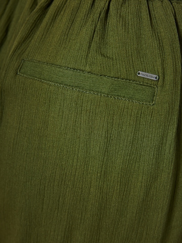 Funky Buddha Loose fit Trousers in Green