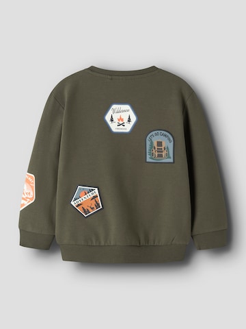 NAME IT Sweatshirt 'NMMOLE' in Groen