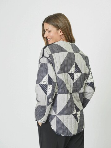 Veste mi-saison 'Patchie' co'couture en bleu