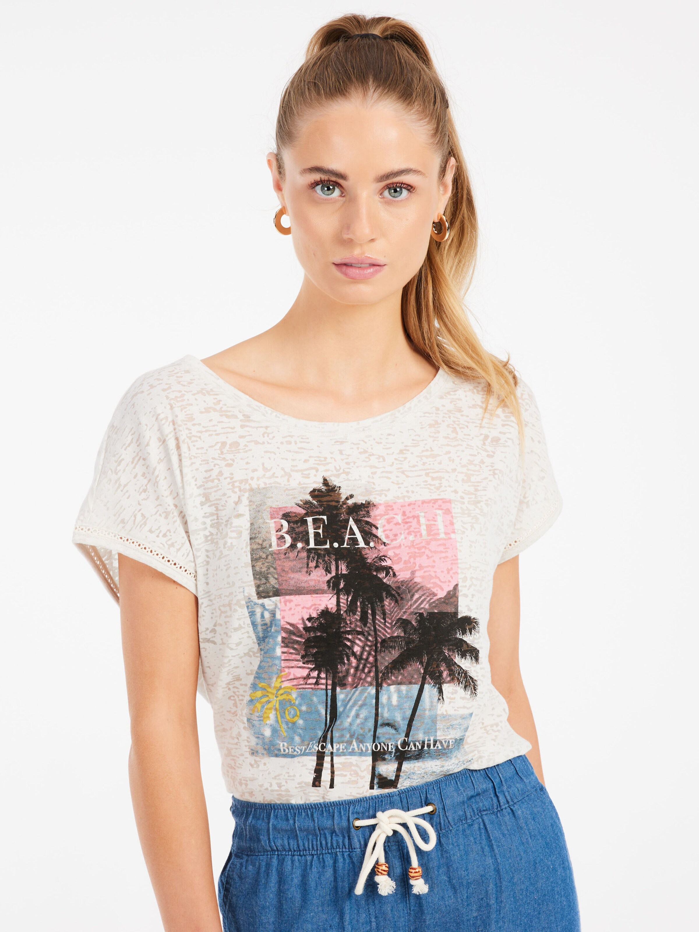 PROTEST Shirt 'PRTElles 25' in Pink