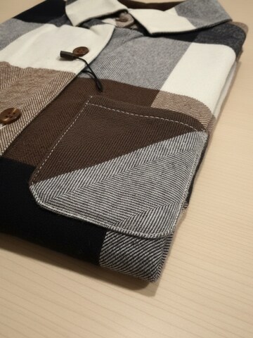 Radwa Blouse 'Radwa Women’s Plaid Flannel' in Brown