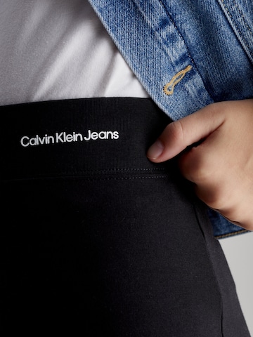 Jupe Calvin Klein Jeans en noir