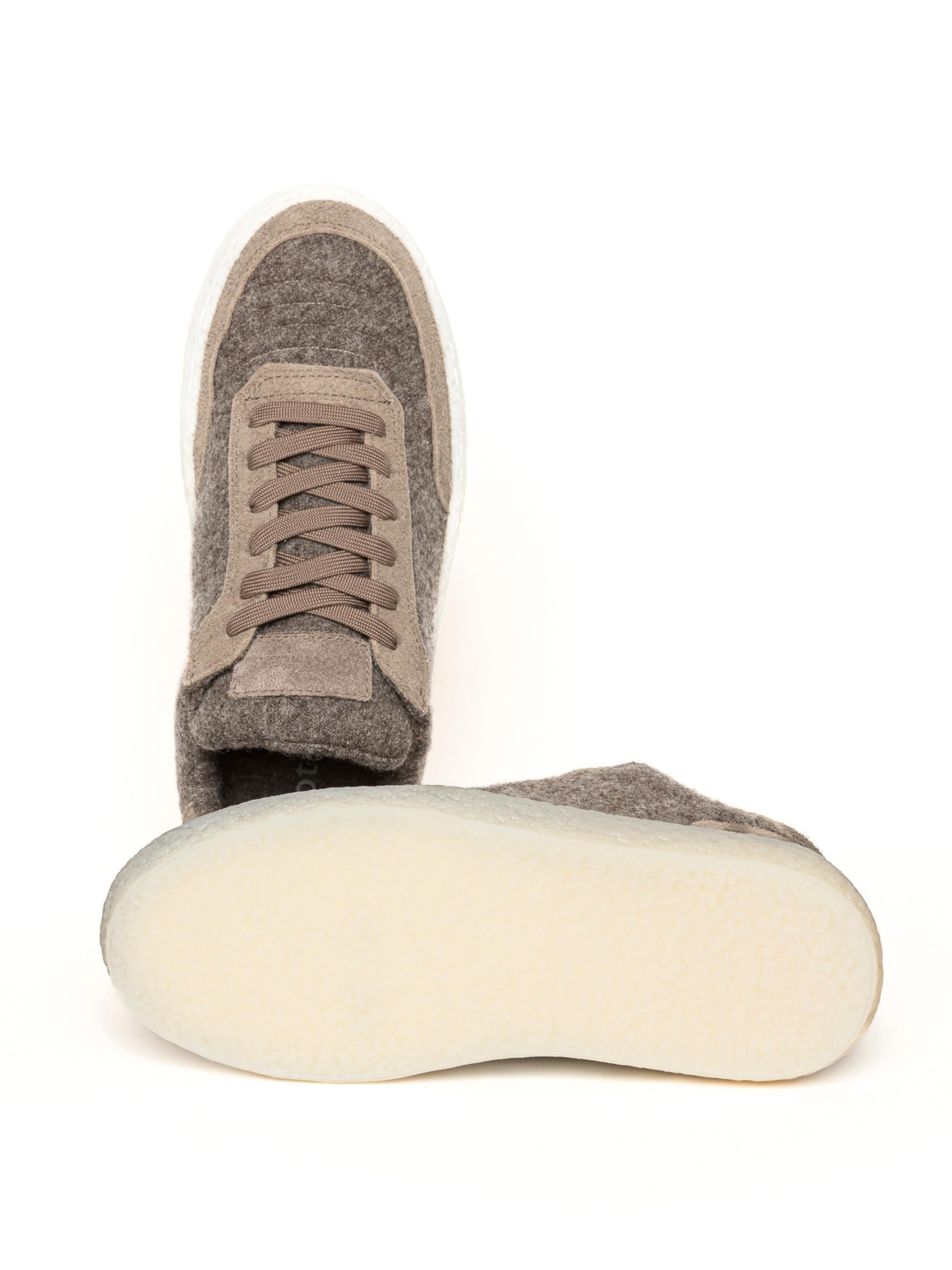 Gottstein Sneakers in Brown