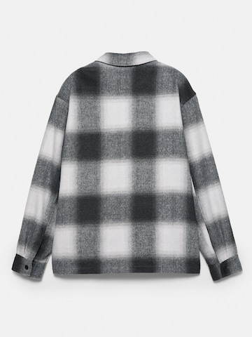 Pull&Bear Jacke in Schwarz