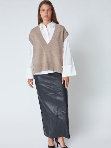 Pull-over 'Maja' co'couture en marron