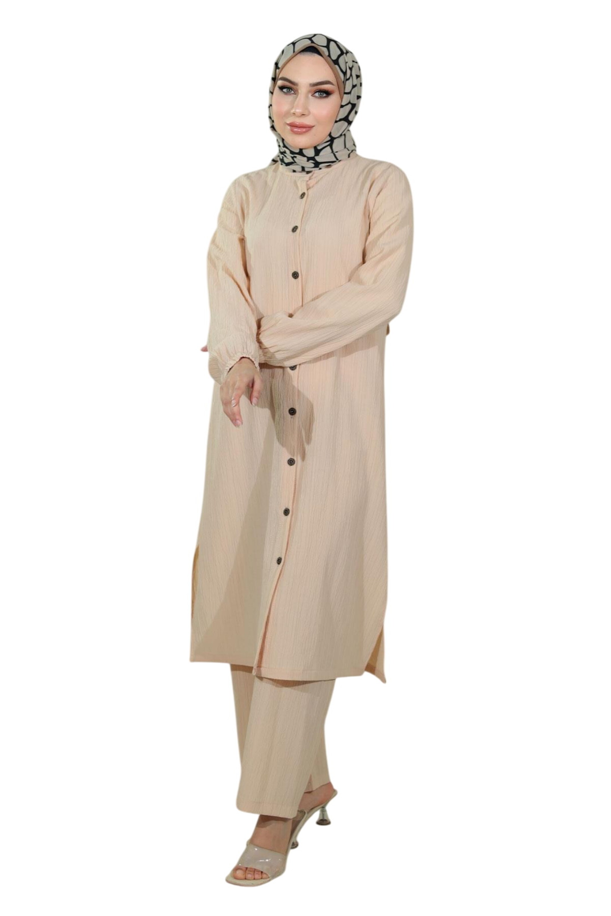 Pantalons de tailleur MODAMIHRAM en beige