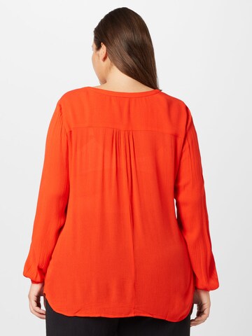 KAFFE CURVE Blouse 'Ami' in Rood