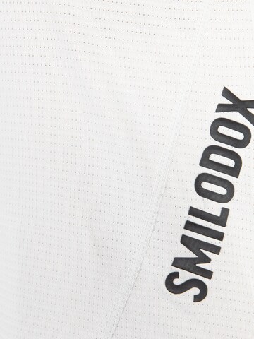 T-Shirt 'Kayden' Smilodox en gris
